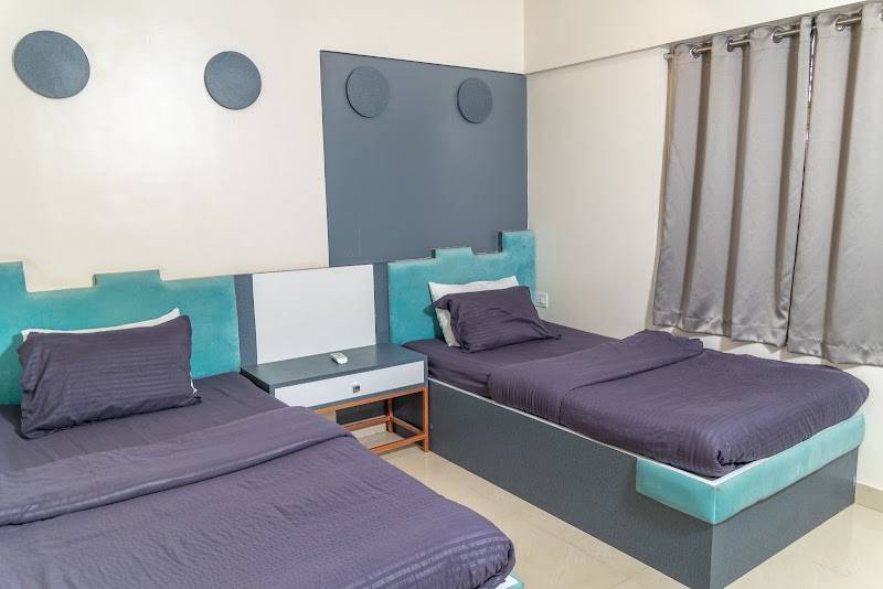 Copper 11 Service Apartments