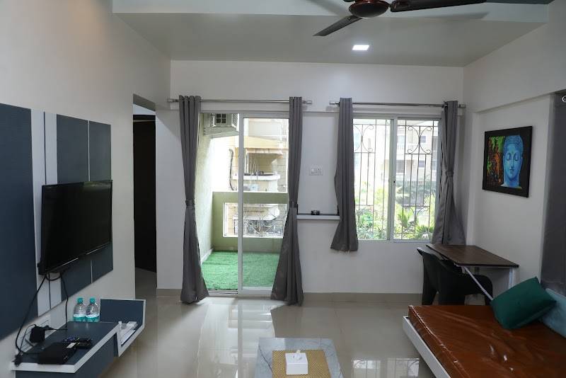 Copper 11 Service Apartments